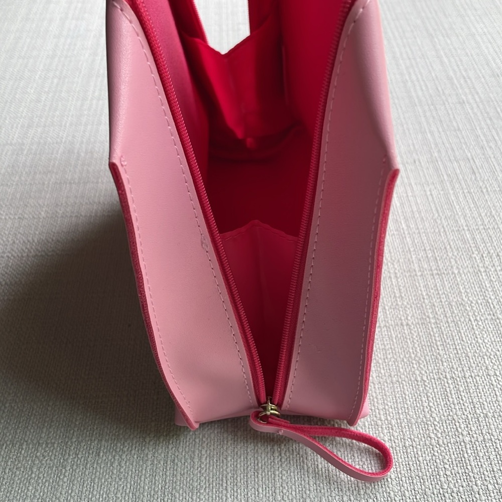 Shiseido pink cosmetics bag - Picture 8 of 13